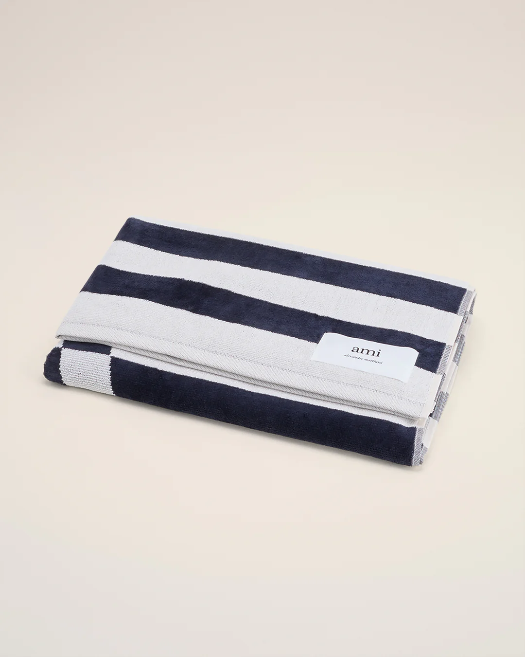 UTW937.AW0080_47527e3d-523c-47c7-9016-fdd4112027a7