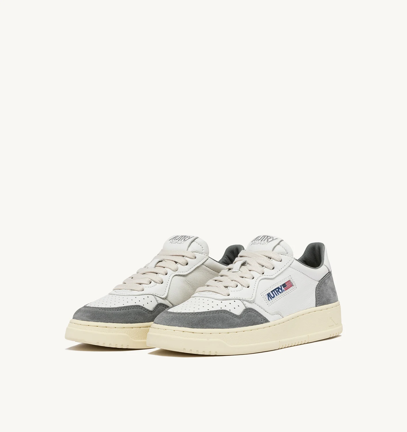 SNEAKERS-MEDALIST-LOW-IN-PELLE-E-SUEDE-BIANCA-E-GRIGIA-AUTRY_51450_dettaglio SNEAKERS-MEDALIST-LOW-IN-PELLE-E-SUEDE-BIANCA-E-GRIGIA-AUTRY_51450_dettaglio