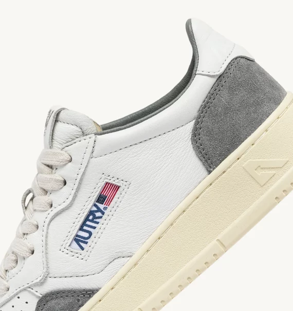 SNEAKERS-MEDALIST-LOW-IN-PELLE-E-SUEDE-BIANCA-E-GRIGIA-AUTRY_51454_dettaglio