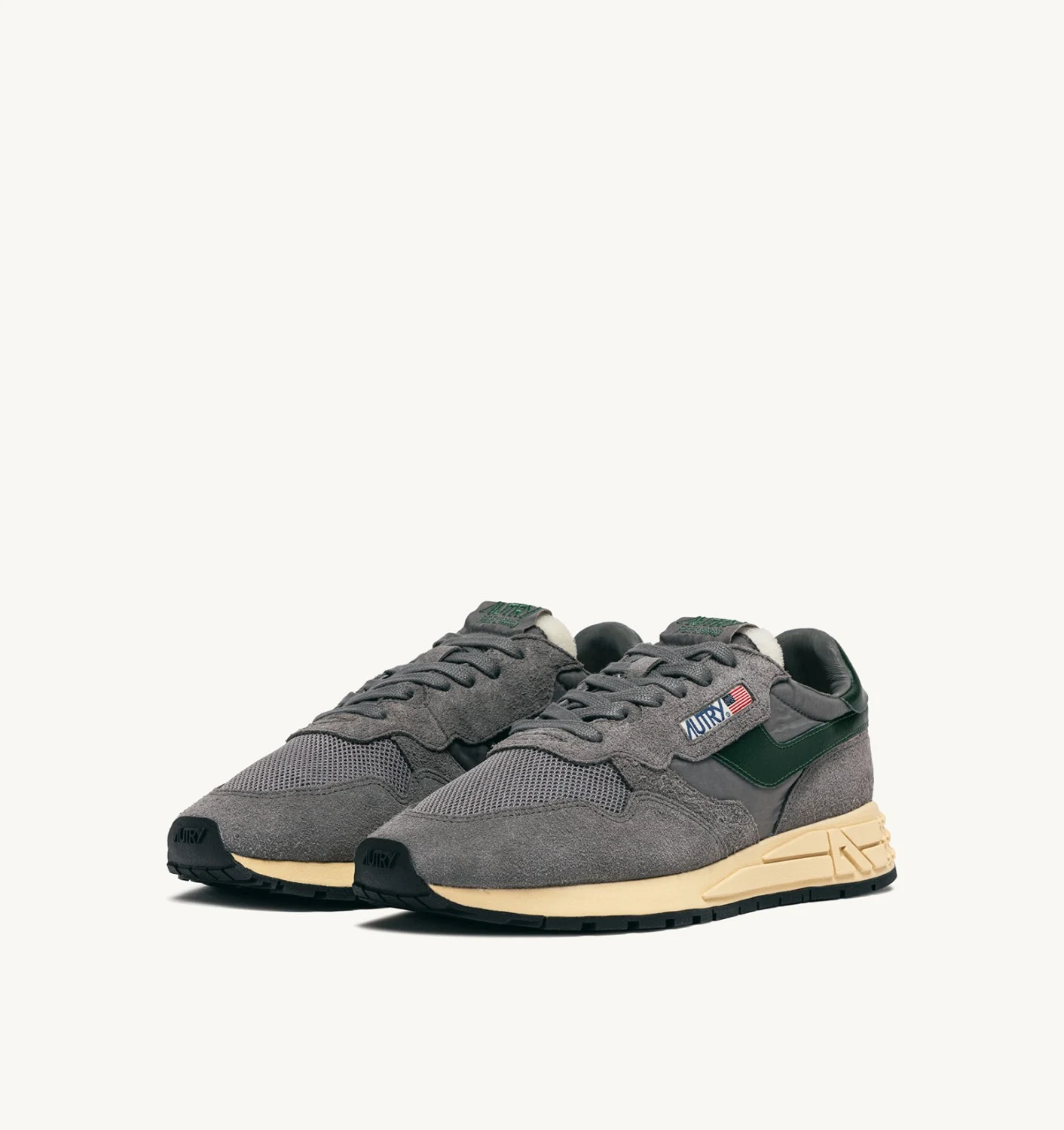 sneakers_reelwind_low_in_nylon_suede_e_pelle_mountain_e_night_owl_840910_dettaglio_05_20250515091855 sneakers_reelwind_low_in_nylon_suede_e_pelle_mountain_e_night_owl_840910_dettaglio_05_20250515091855