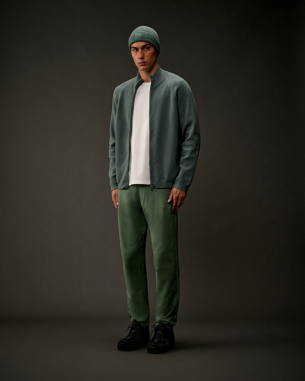 19CLKN028A110427A619.6.H1