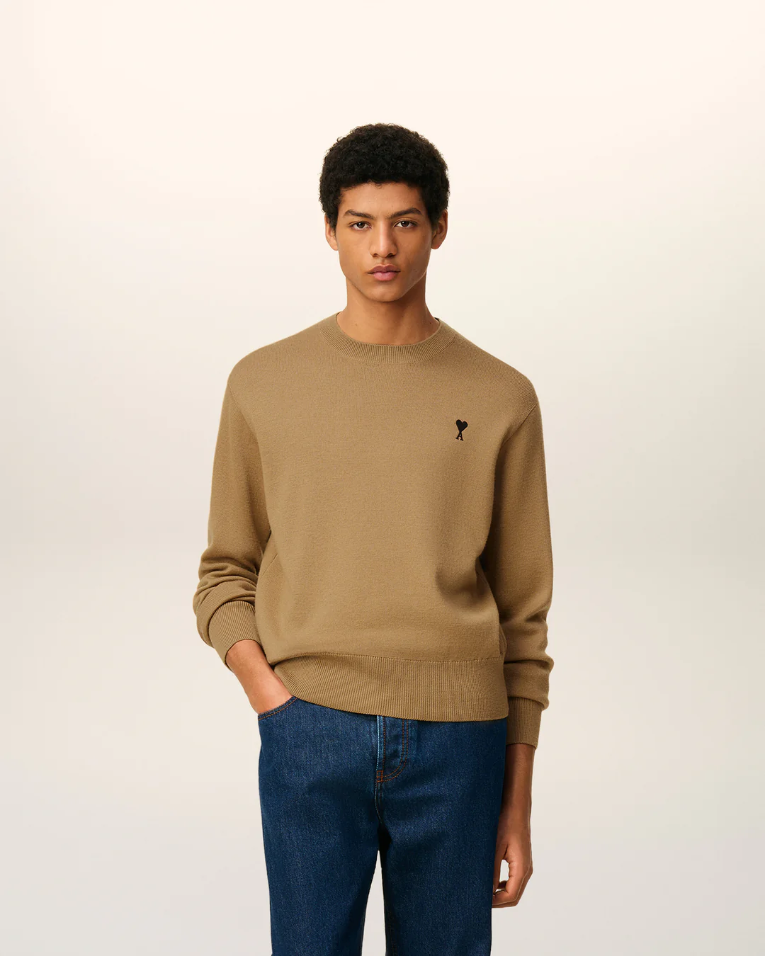 HKS826.001_55f5880e-5c97-482f-91f8-c60b3e0bf8c8