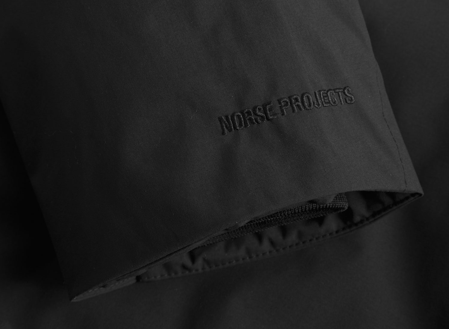Norse-Projects-Kastrup-Gore-Tex-Windstopper-Black-4