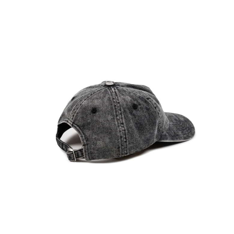 caps-lips-bleach-black-back_fd8375c8-04b8-44dd-a68f-cdcf7077a8af caps-lips-bleach-black-back_fd8375c8-04b8-44dd-a68f-cdcf7077a8af