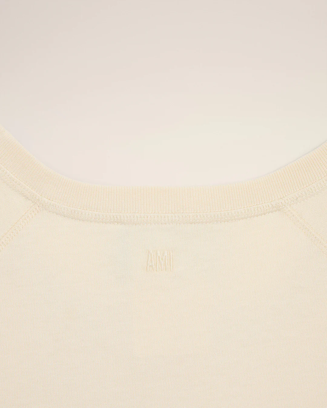 UTS334.JE0172_f803d74f-009a-45e6-93ac-fb13d13a2348