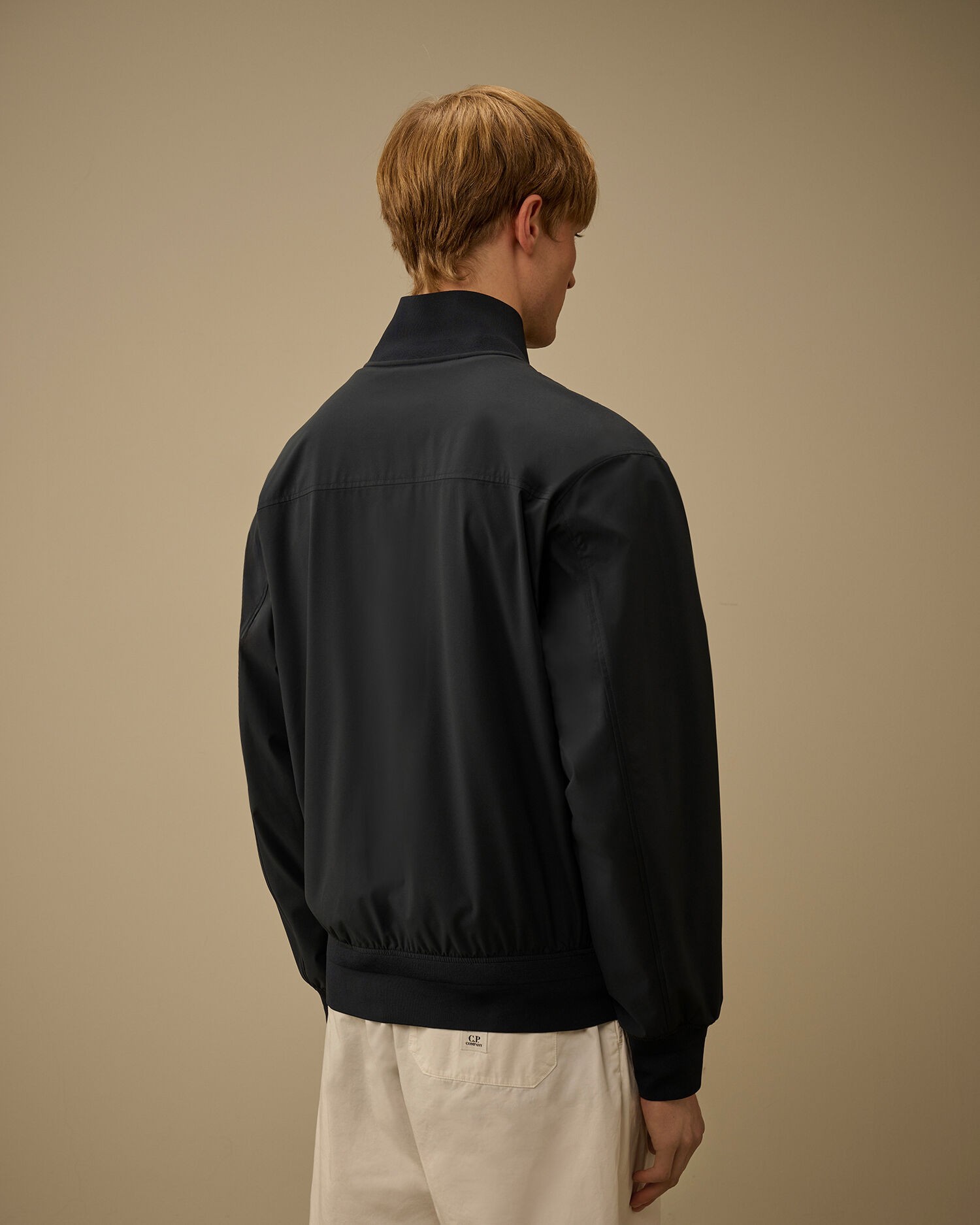 20CMOW012A110264A889.3.H1 20CMOW012A110264A889.3.H1