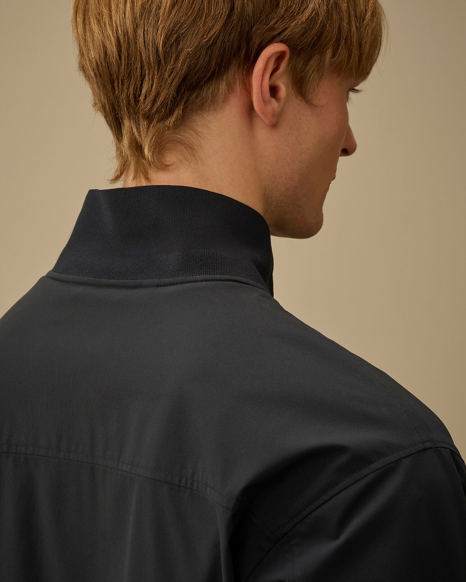 20CMOW012A110264A889.5.H1 20CMOW012A110264A889.5.H1