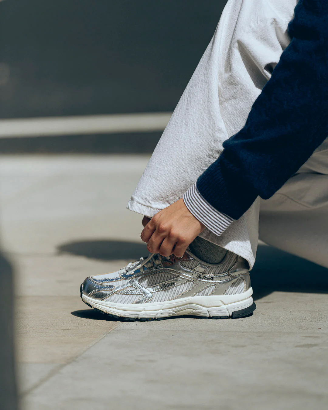 ME261019_996_3_Re_Run_pine_Silver