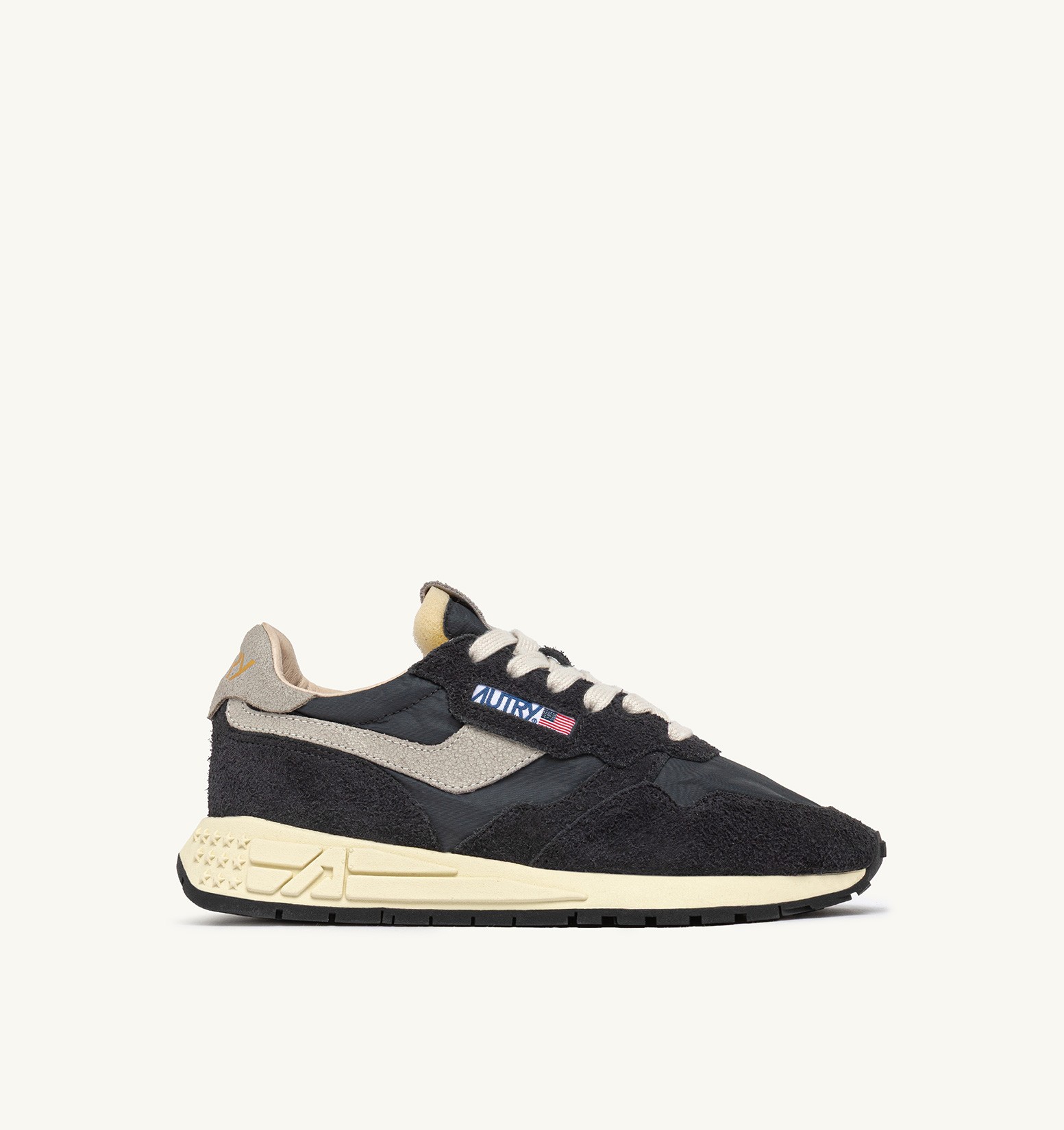sneakers_reelwind_low_in_nylon_e_suede_nera_3381_zoom_01_20251215115127 sneakers_reelwind_low_in_nylon_e_suede_nera_3381_zoom_01_20251215115127