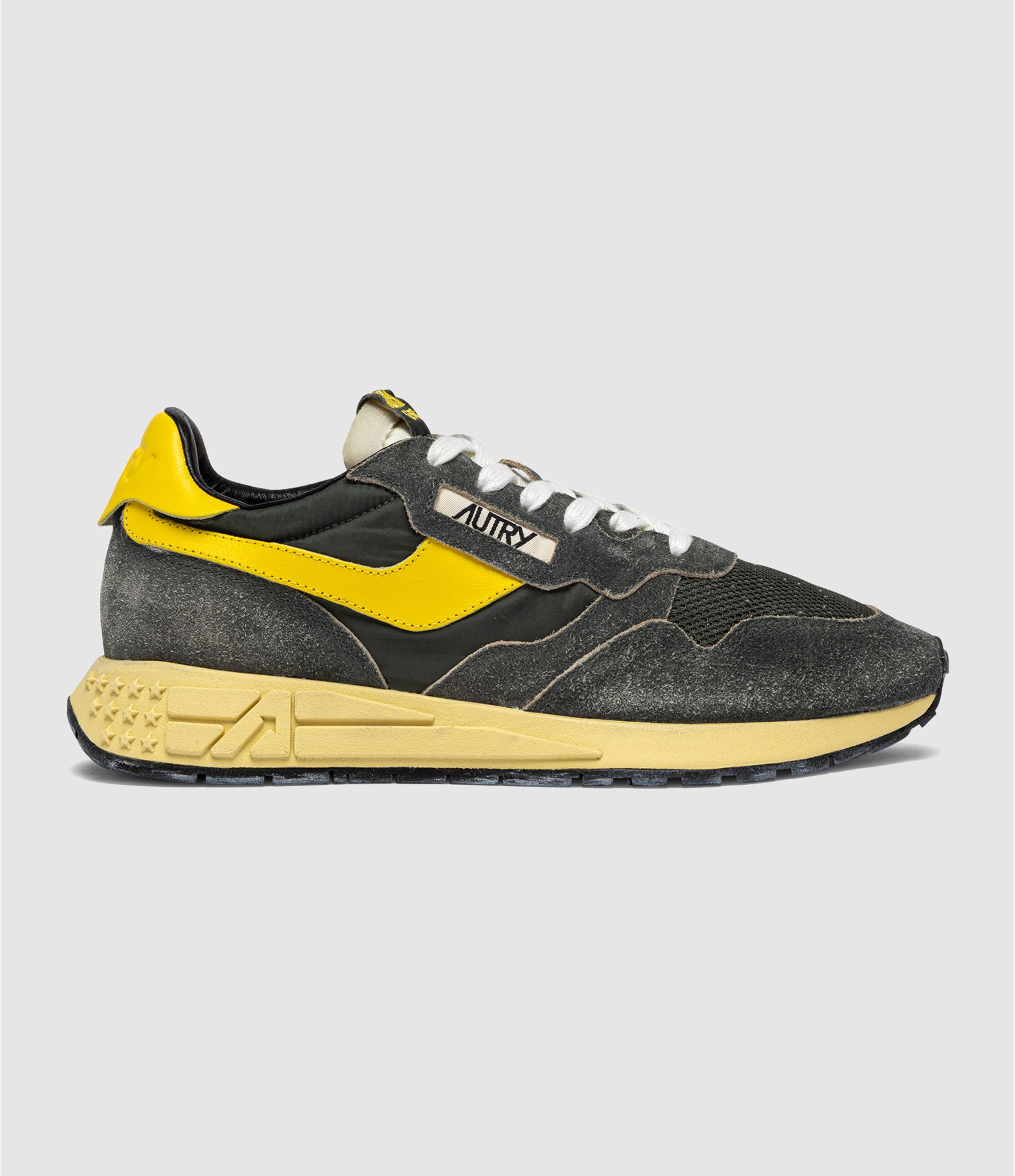 wwlm-gq06_1